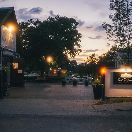 Pod Debami Domki ,Pokoje,Nauka Jazdy Konnej Sarbsk Obok Leby Kültér fotó